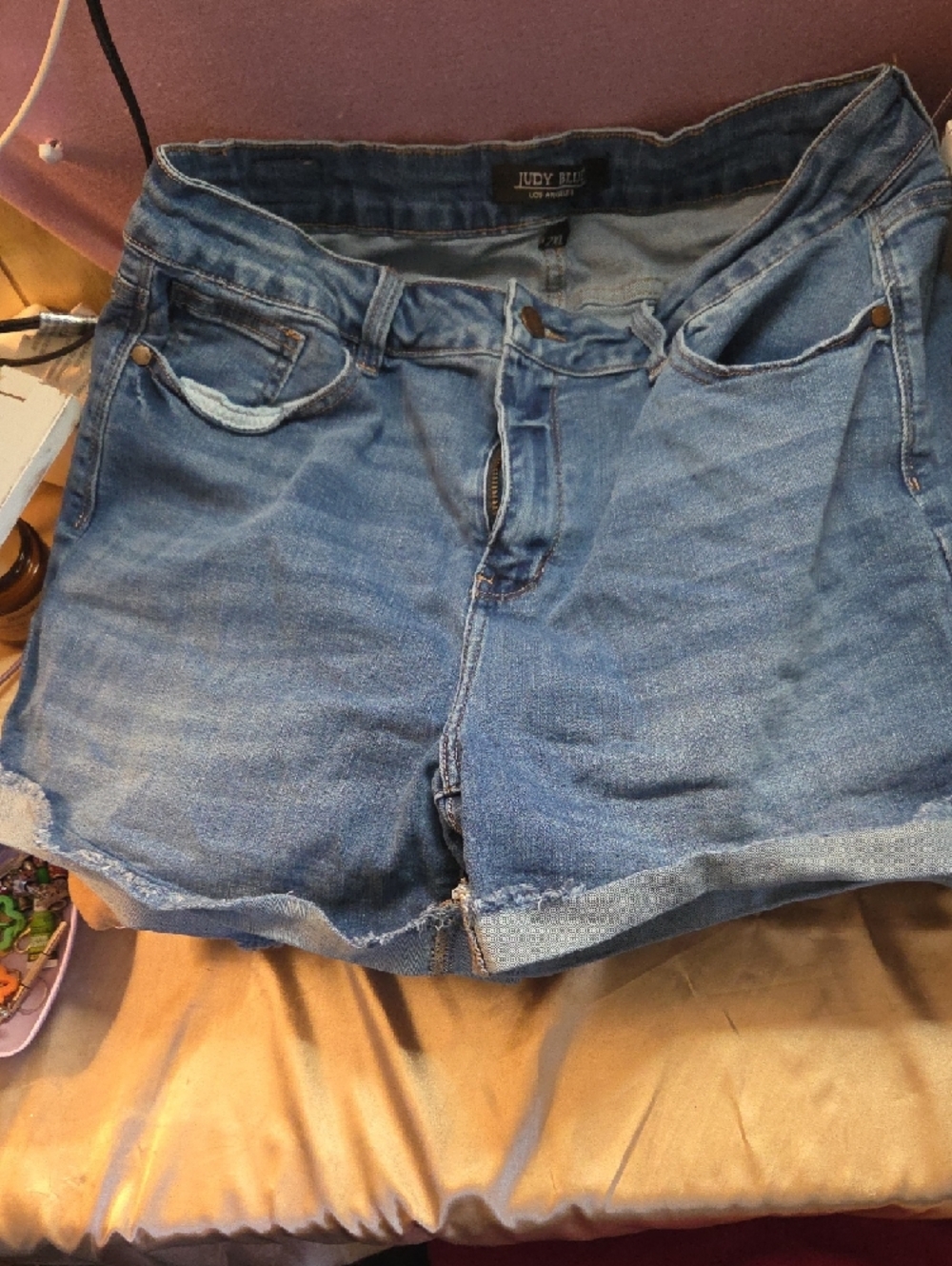 3 Judy Blue Womens  Blue Denim Jeans Shorts 2x - Picture 4 of 5